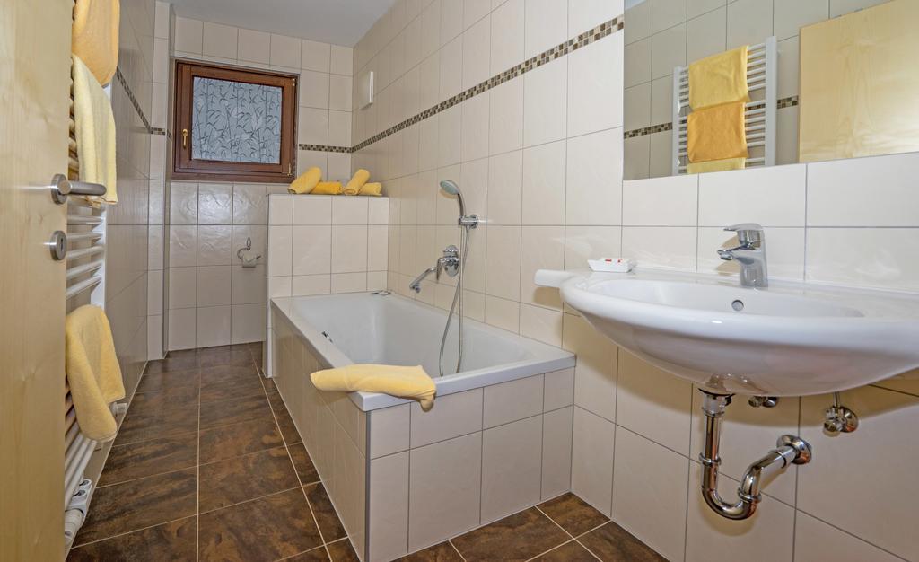 Hotel Haus Stampfer Weissensee Pokój zdjęcie