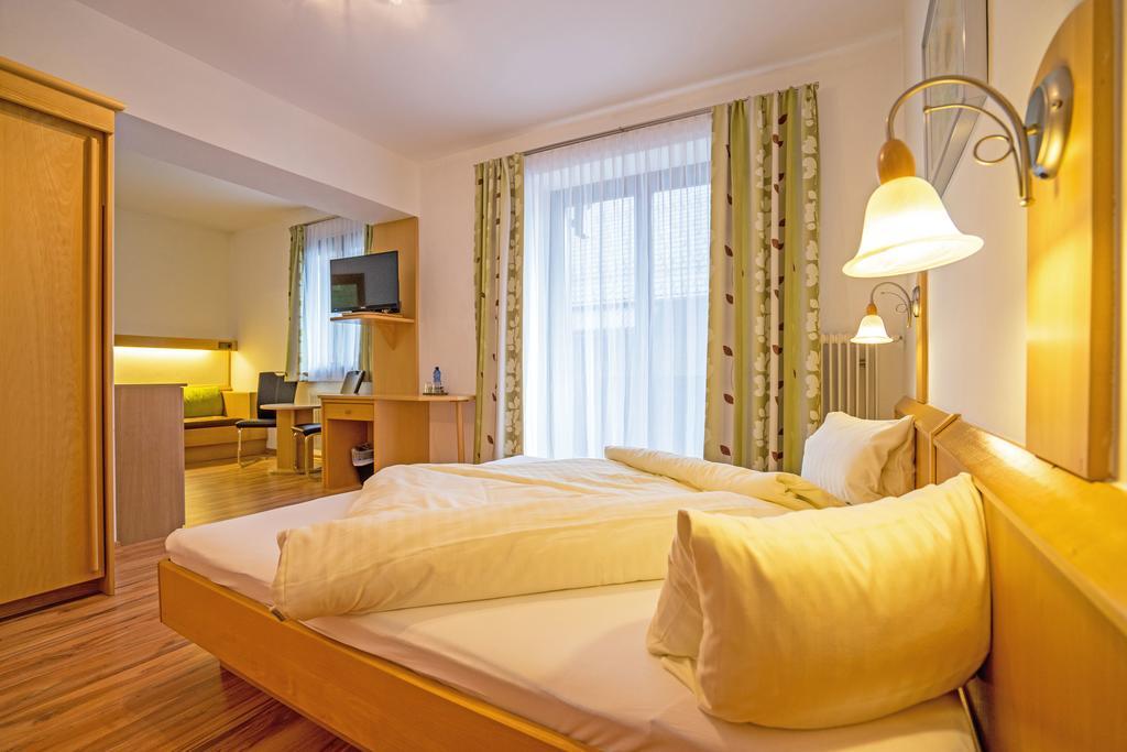 Hotel Haus Stampfer Weissensee Pokój zdjęcie
