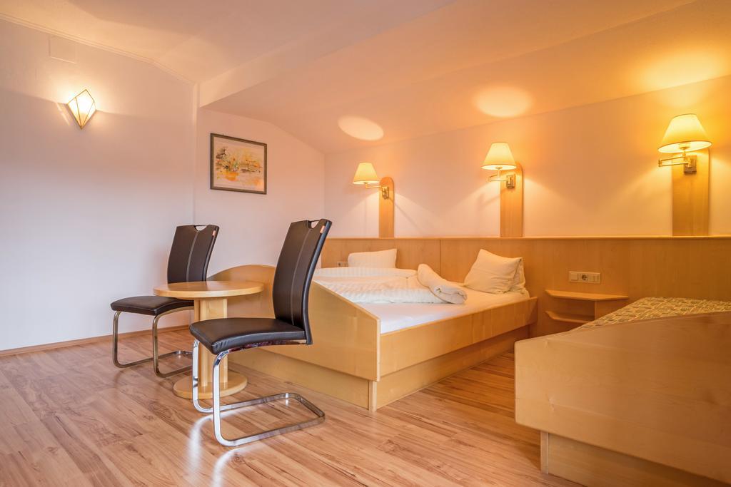 Hotel Haus Stampfer Weissensee Zewnętrze zdjęcie
